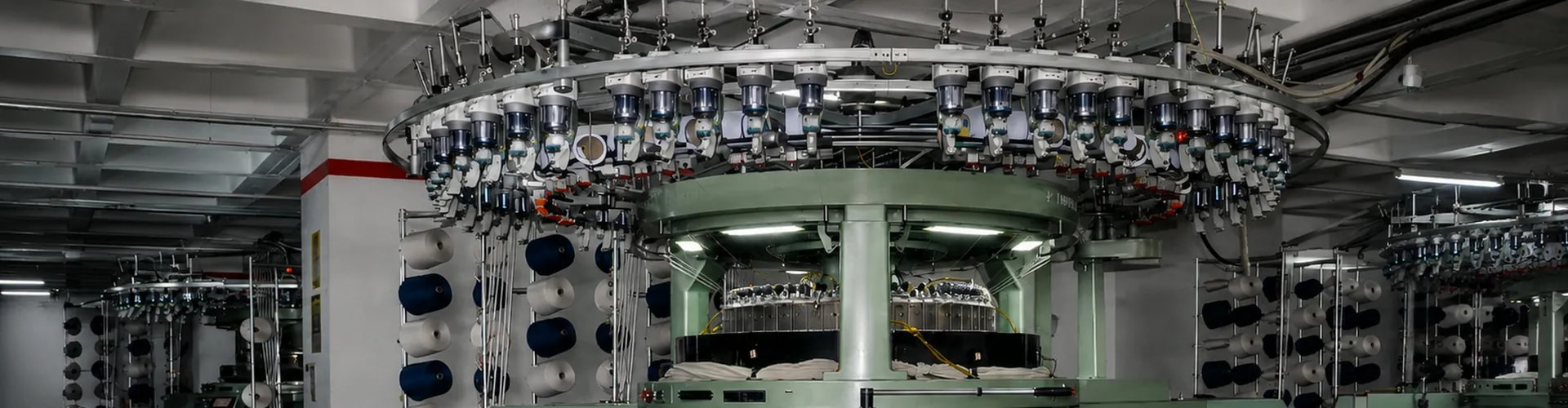 Çeliktaş Tekstil üretim tesisindeki yuvarlak örme makinesi